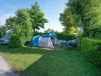 Thumbnail 5 van Les Aubépines