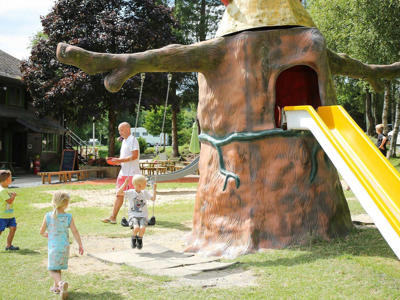 Thumbnail 5 van Petite Suisse