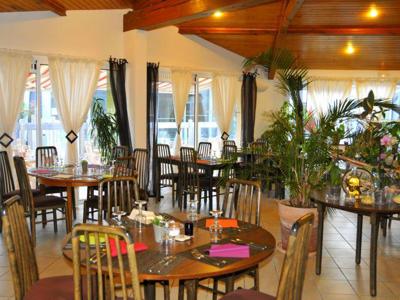 Thumbnail 4 van Les Gros Joncs