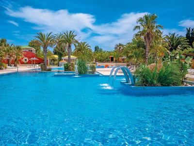 Thumbnail 2 van l'Oasis & California