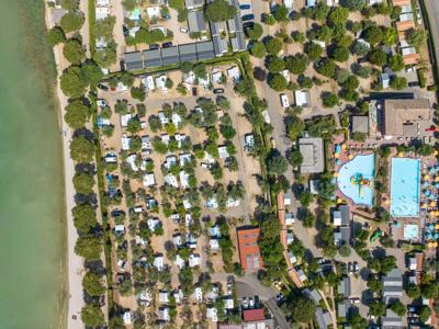 Thumbnail 5 van Serenella