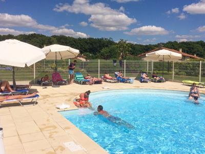 Thumbnail 2 van FranceComfort Domaine Les Forges - Bois Senis