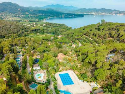 Thumbnail 2 van Rosselba le Palme