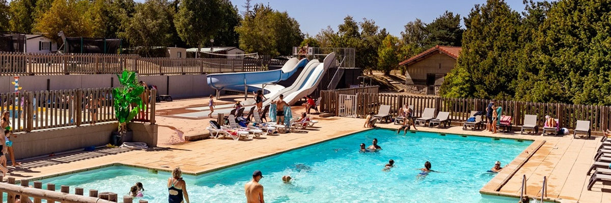 Camping Les Sous-Bois du Lac in Lozère